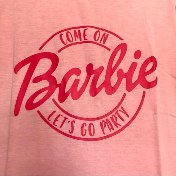 UNBRANDED BARBIE - 🎉HPx2🎉 NWT - L Sz S Tee. Pink Graphic Barbie Short Sleeve - Picture 5 of 11